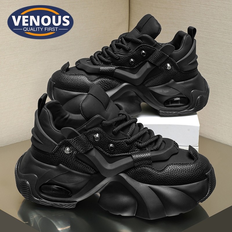 【Venous】2025 รองเท้าผู้ชายสีดำแบบหนาปี รองเท้าผ้าใบแบบเป็นกันเอง รองเท้ากีฬาผู้ชายพื้นยาง Size 37-46
